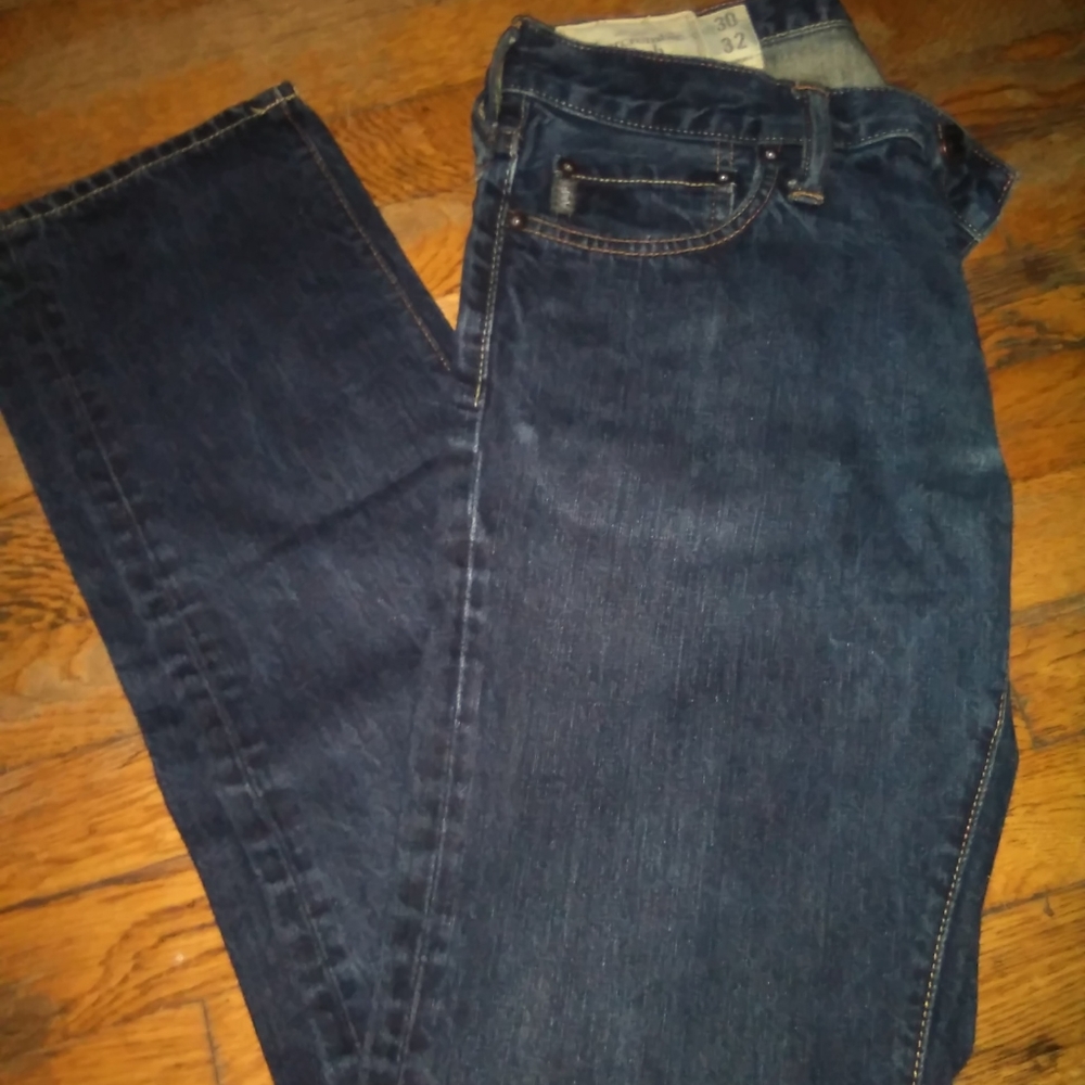 Abercombri and fitch skinny jeans